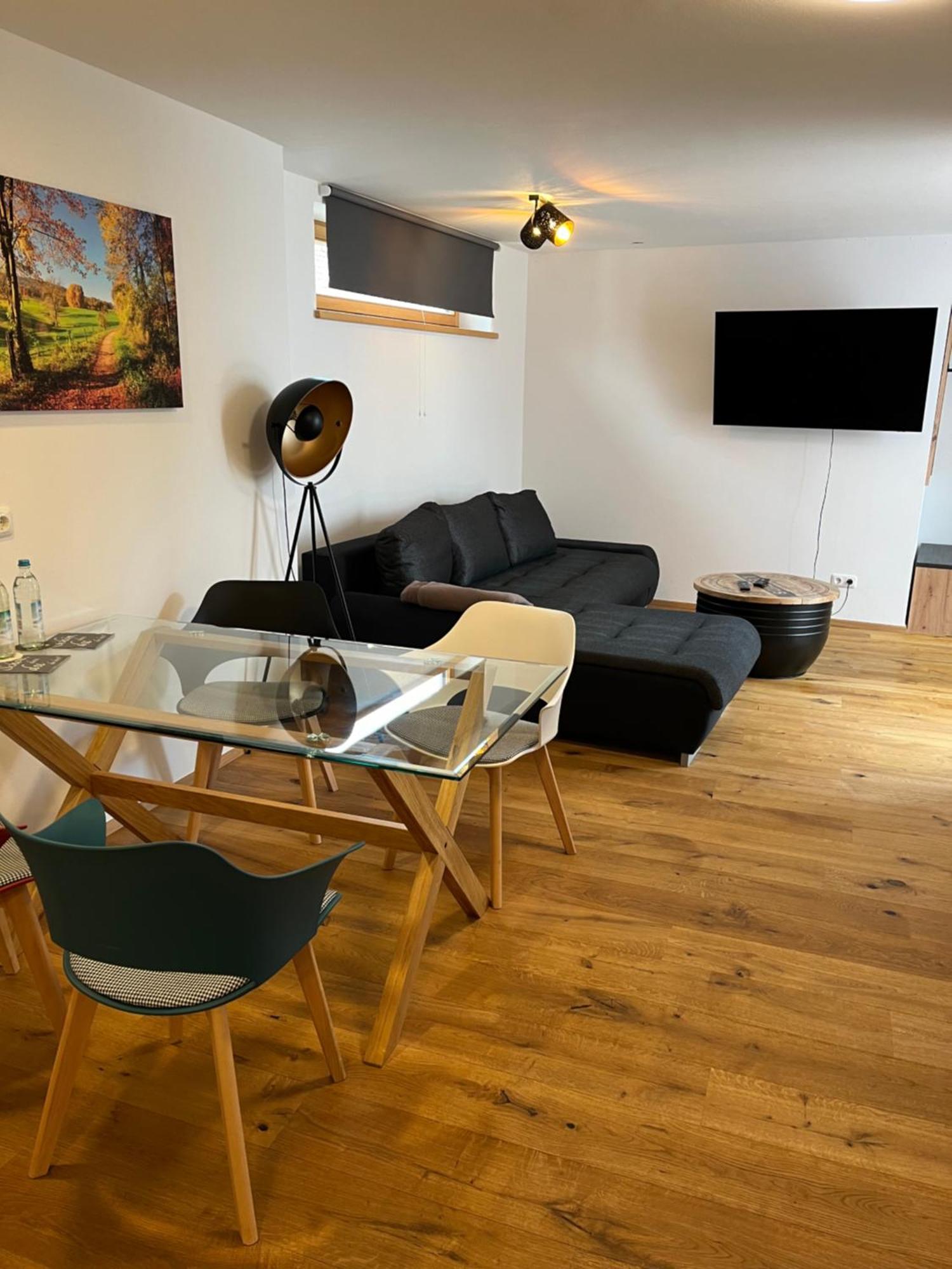 Ferienwohnung Tittmoning Zwischen Salzburg, Burghausen Und Oesterreich מראה חיצוני תמונה